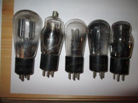 picture of vacuum tubes